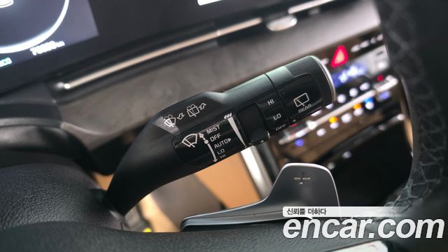 Kia Canival 2023 — photo 25