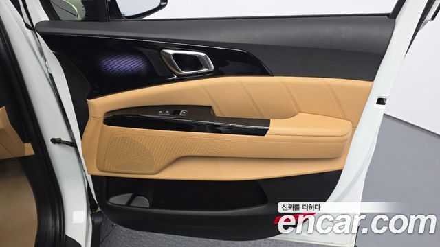 Kia Canival 2023 — photo 15