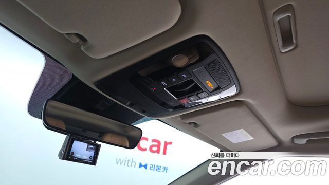 Kia Canival 2023 — photo 29
