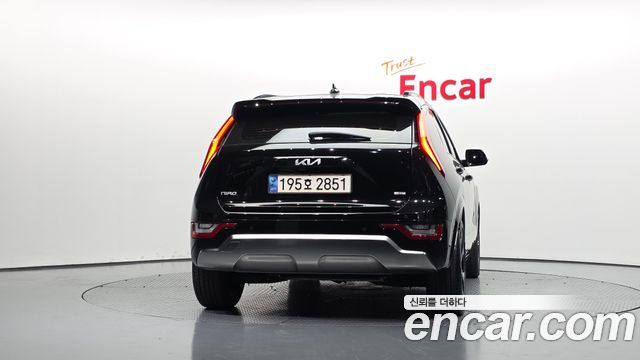 Kia Niro 2023 — photo 4