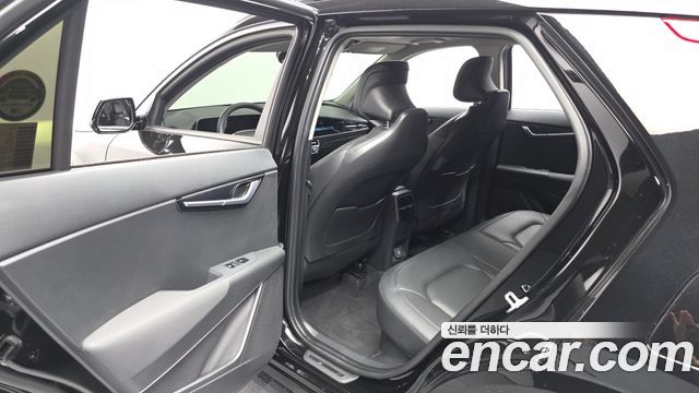 Kia Niro 2023 — photo 16