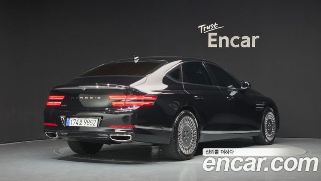 Genesis G80 2022 — photo 2