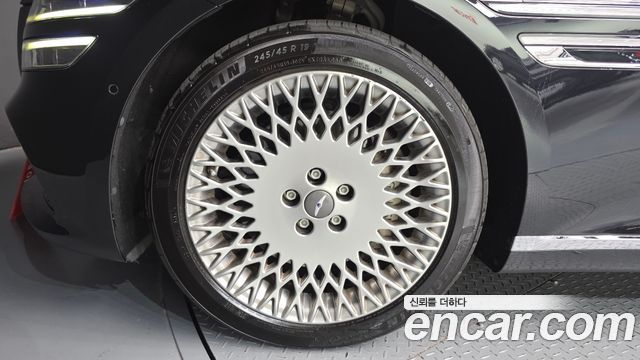 Genesis G80 2022 — photo 5