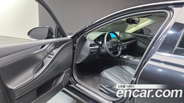 Genesis G80 2022 — photo 13