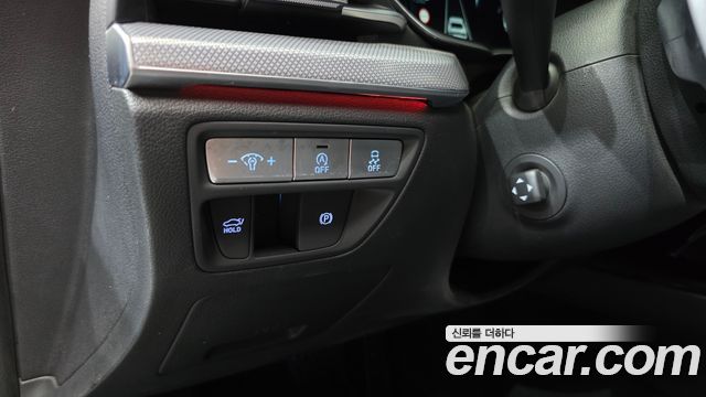Genesis G80 2022 — photo 20
