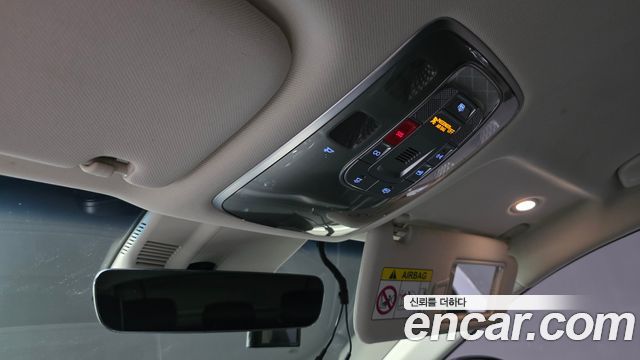 Genesis G80 2022 — photo 28