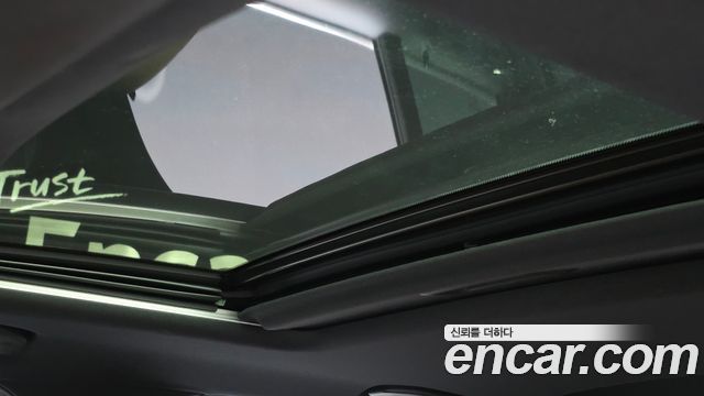 Mercedes-Benz E-Class 2021 — photo 25