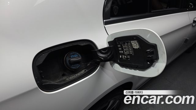 Mercedes-Benz E-Class 2021 — photo 36