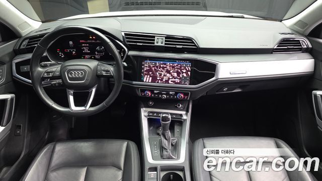Audi Q3 2023 — photo 10