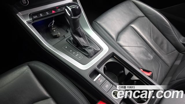 Audi Q3 2023 — photo 12