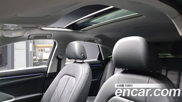 Audi Q3 2023 — photo 24