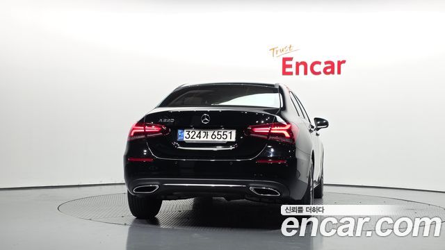 Mercedes-Benz A-Class 2021 — photo 4