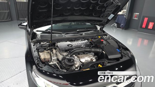Mercedes-Benz A-Class 2021 — photo 6
