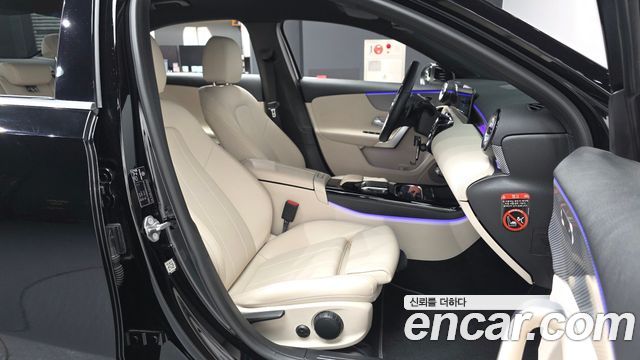 Mercedes-Benz A-Class 2021 — photo 17