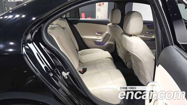 Mercedes-Benz A-Class 2021 — photo 18