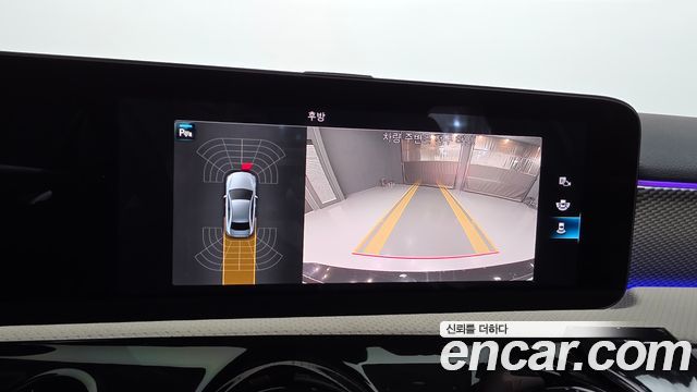 Mercedes-Benz A-Class 2021 — photo 21