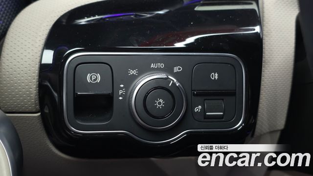 Mercedes-Benz A-Class 2021 — photo 24