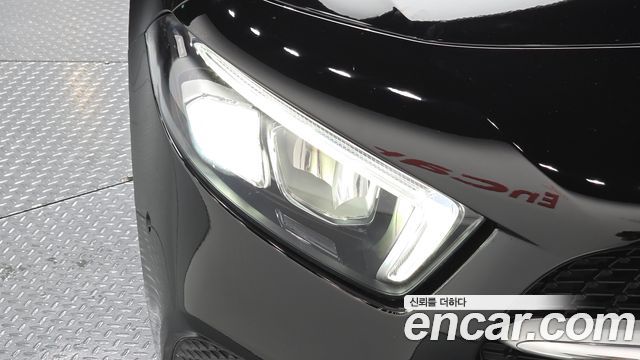 Mercedes-Benz A-Class 2021 — photo 8