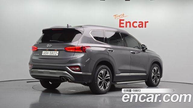 Hyundai Santafe 2019 — photo 2