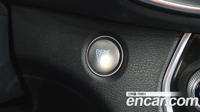 Hyundai Santafe 2019 — photo 25