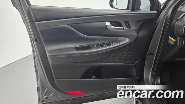 Hyundai Santafe 2019 — photo 14