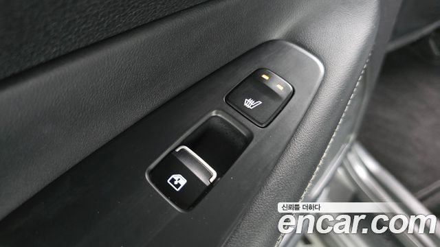 Hyundai Santafe 2019 — photo 27