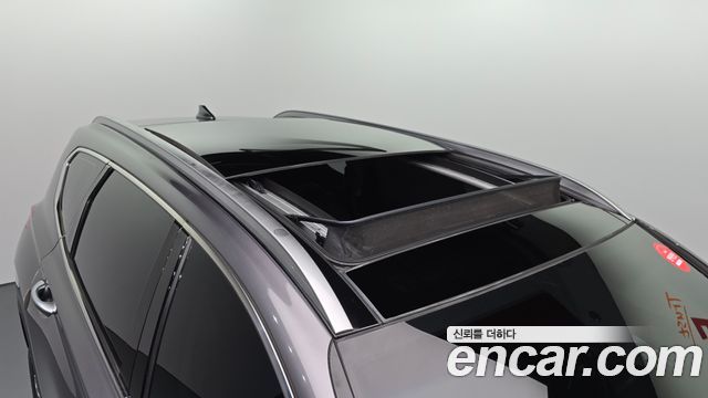 Hyundai Santafe 2019 — photo 32