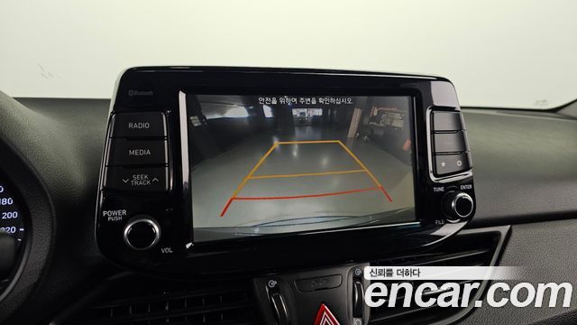 Hyundai i30 2017 — photo 21