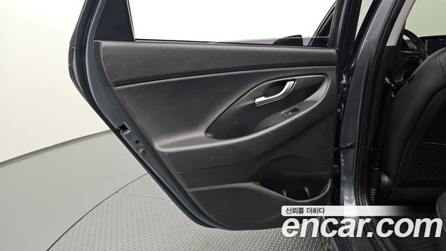 Hyundai i30 2017 — photo 15