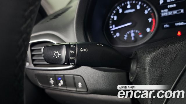 Hyundai i30 2017 — photo 30