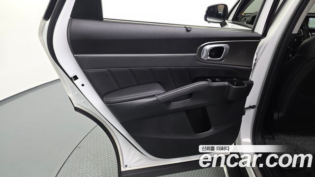 Kia Sorento 2022 — photo 15