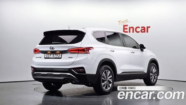 Hyundai Santafe 2019 — photo 2