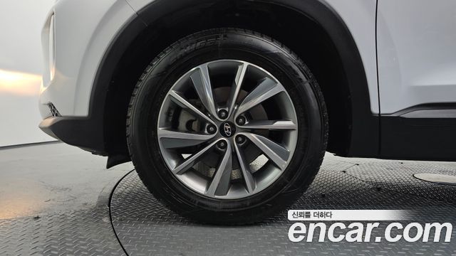 Hyundai Santafe 2019 — photo 5