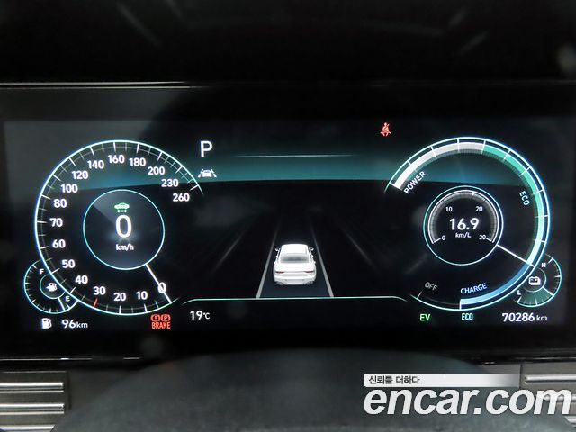 Hyundai Grandeur 2022 — photo 8