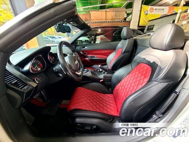 Audi R8 2014 — photo 12