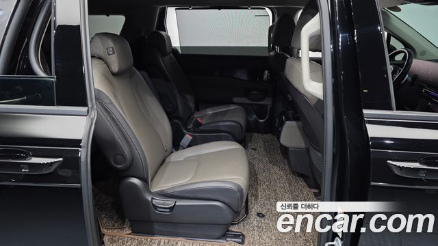 Kia Canival 2024 — photo 18