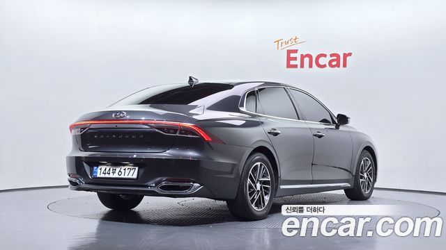 Hyundai Grandeur 2022 — photo 2