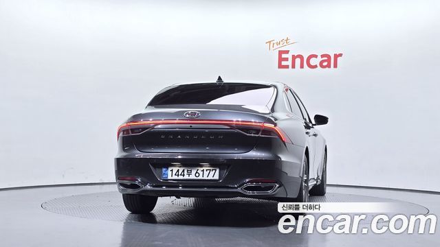 Hyundai Grandeur 2022 — photo 4