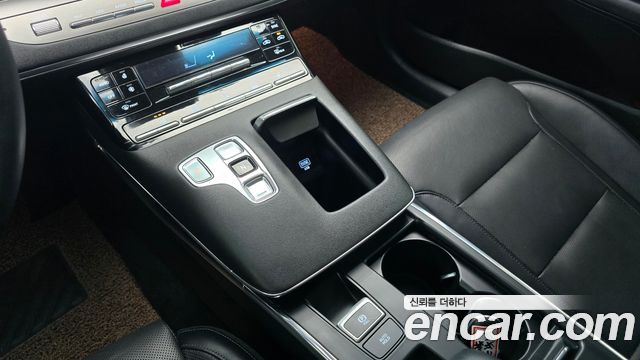 Hyundai Grandeur 2022 — photo 12