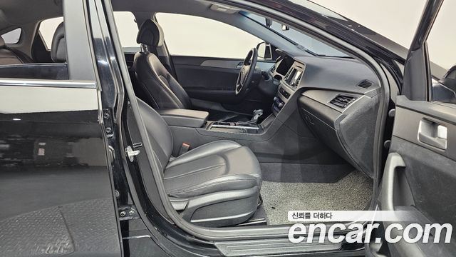 Hyundai Sonata 2015 — photo 11