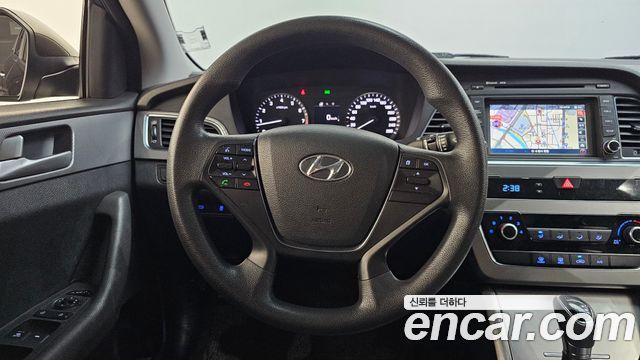 Hyundai Sonata 2015 — photo 13