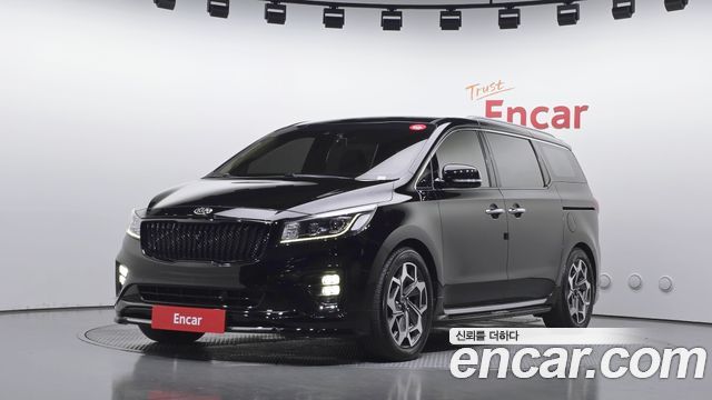 Kia Canival 2016 — photo 1