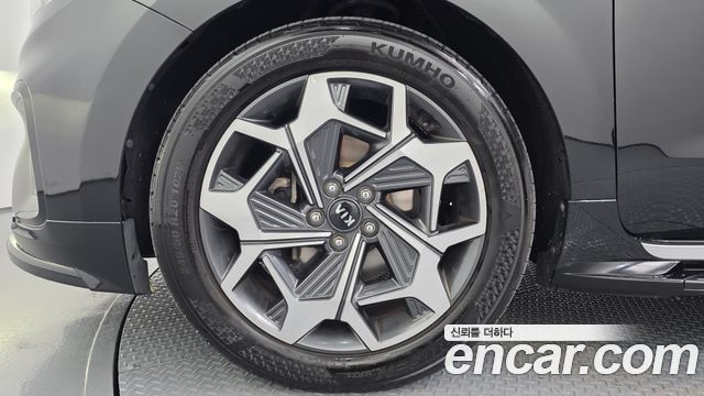 Kia Canival 2016 — photo 5