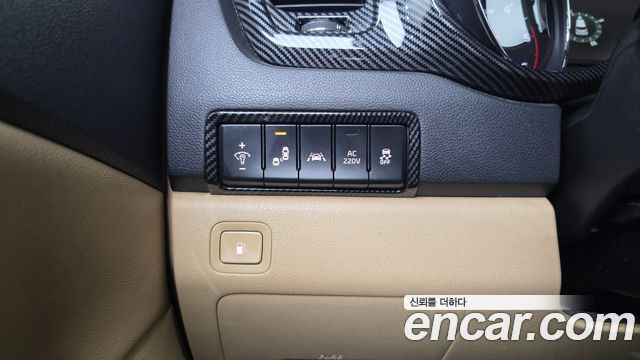 Kia Canival 2016 — photo 25