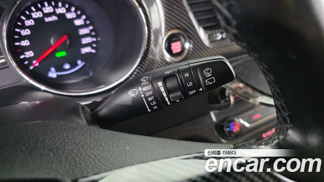 Kia Canival 2016 — photo 26