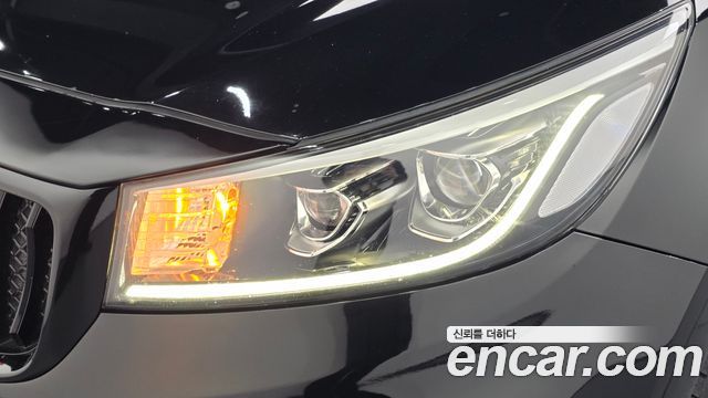 Kia Canival 2016 — photo 8