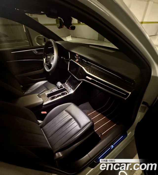 Audi A6 2023 — photo 12