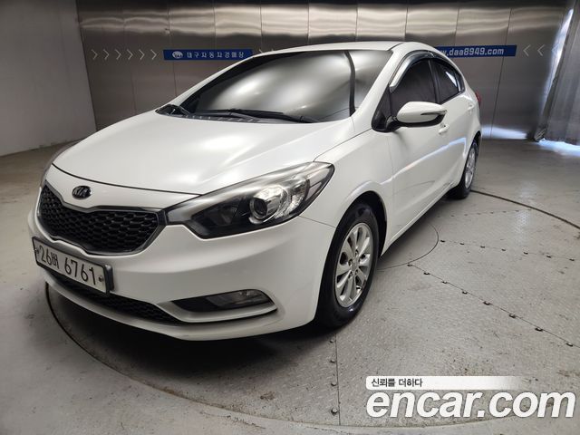 Kia K3 2015 — photo 1