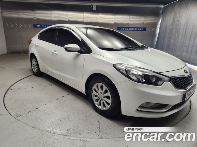 Kia K3 2015 — photo 12