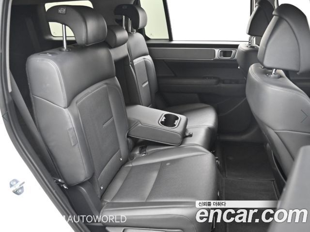 Hyundai Santafe 2024 — photo 12